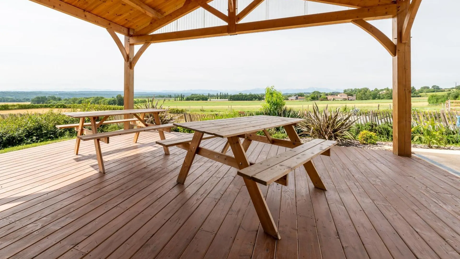 Hotel Domaine De La Cambre à Duffort Camping
